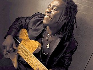Richard Bona & Raul Midón play Avo Session
