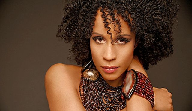 Nubya plays Avo Session