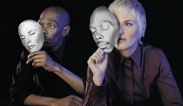 Faithless play Baloise Session