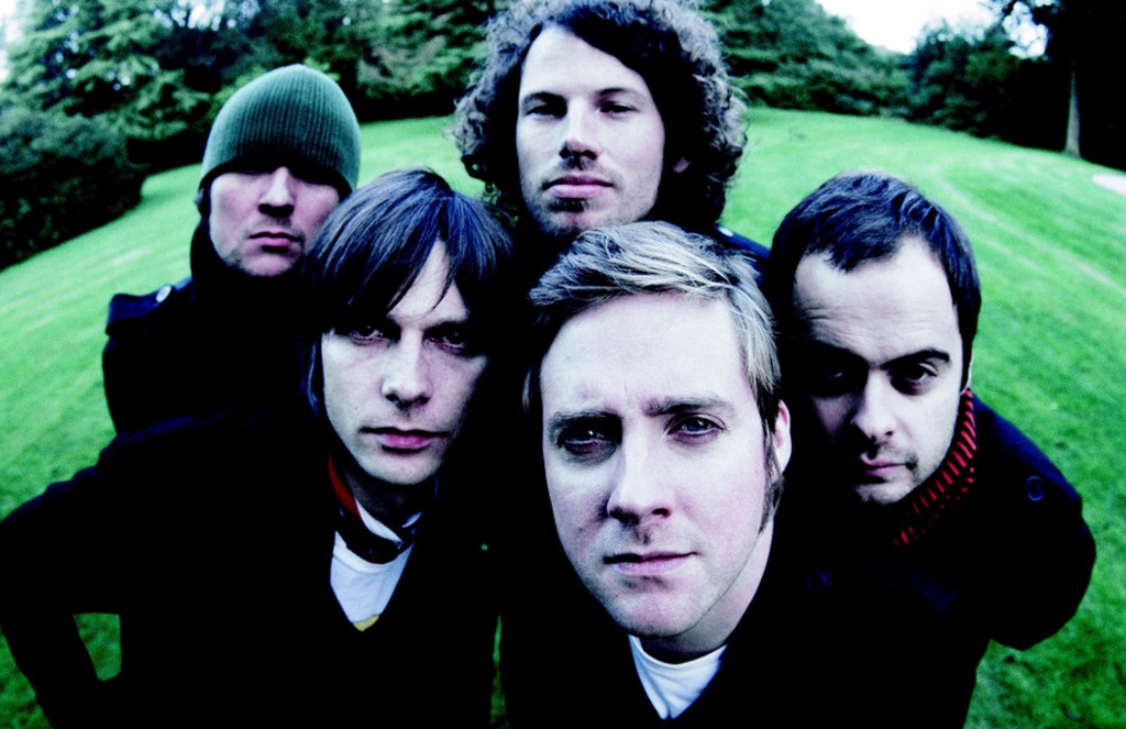 Kaiser Chiefs play Baloise Session