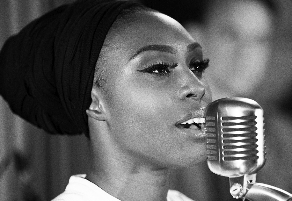 Laura Mvula plays Baloise Session