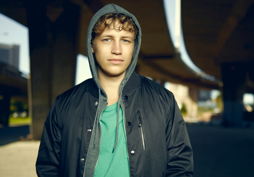 Tim Bendzko plays Baloise Session