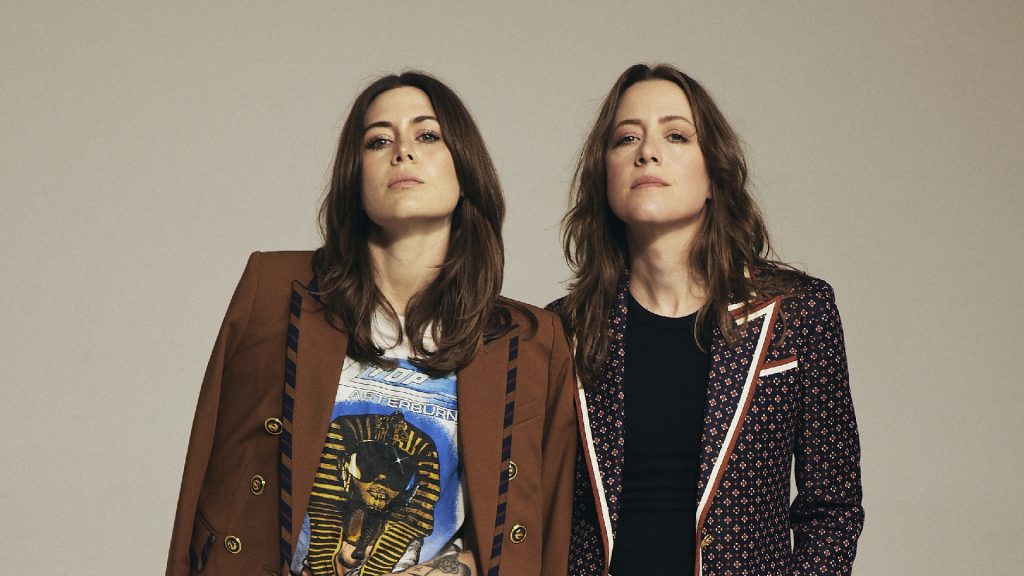 Larkin Poe play Baloise Session