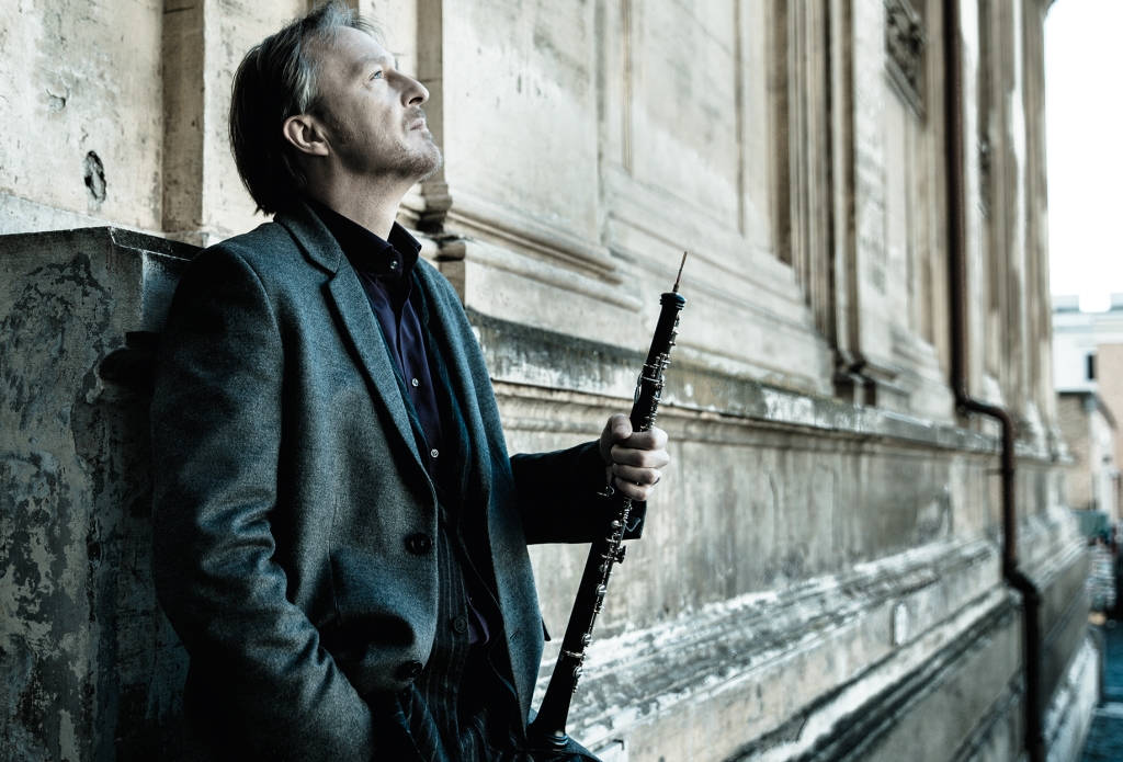 Moment Musical – Avi Avital