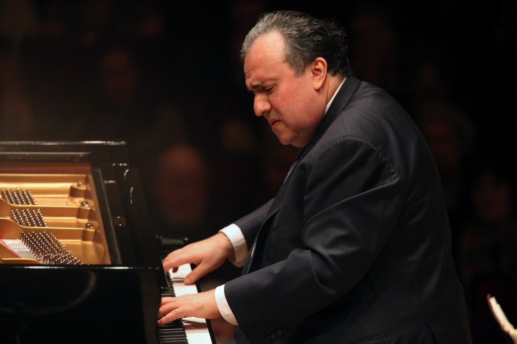 RCO: Noseda conducts Liszt, Dvořák and Kodály