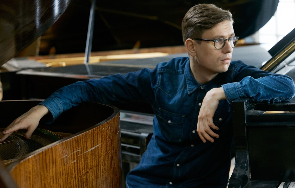 RCO: Järvi conducts Mozart & Schumann