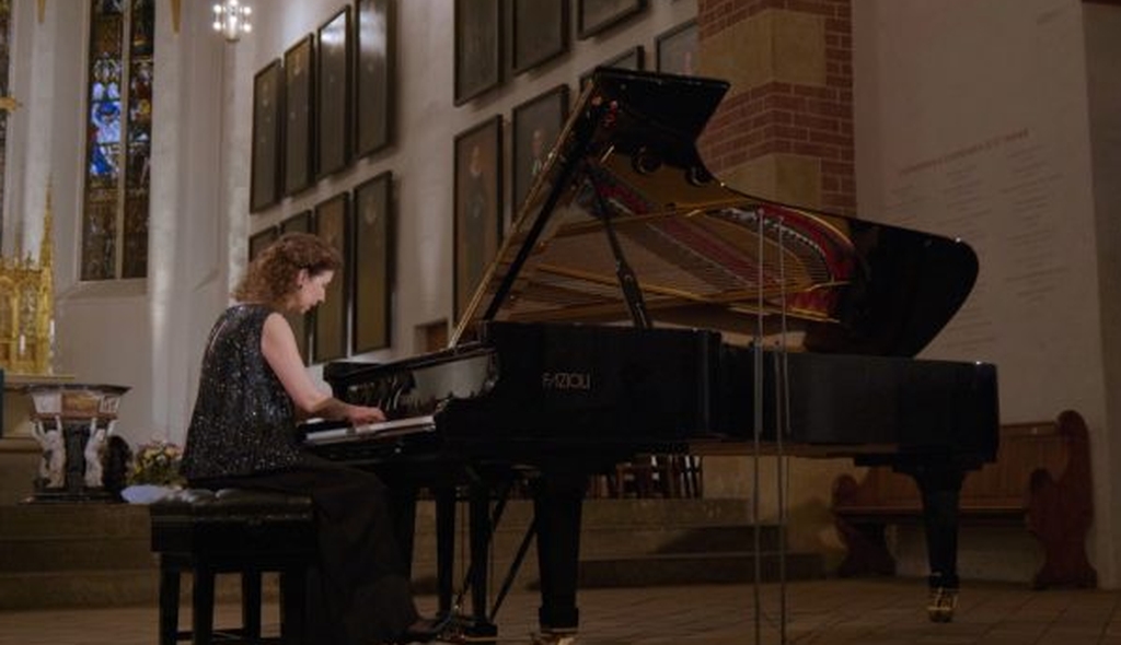 Angela Hewitt plays the Goldberg Variations