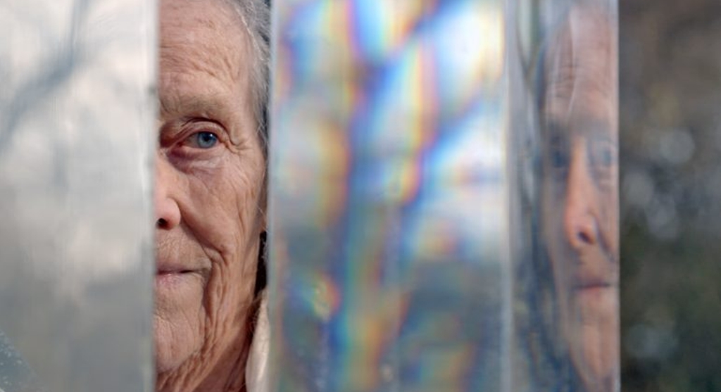 Mary Bauermeister: one and one is three