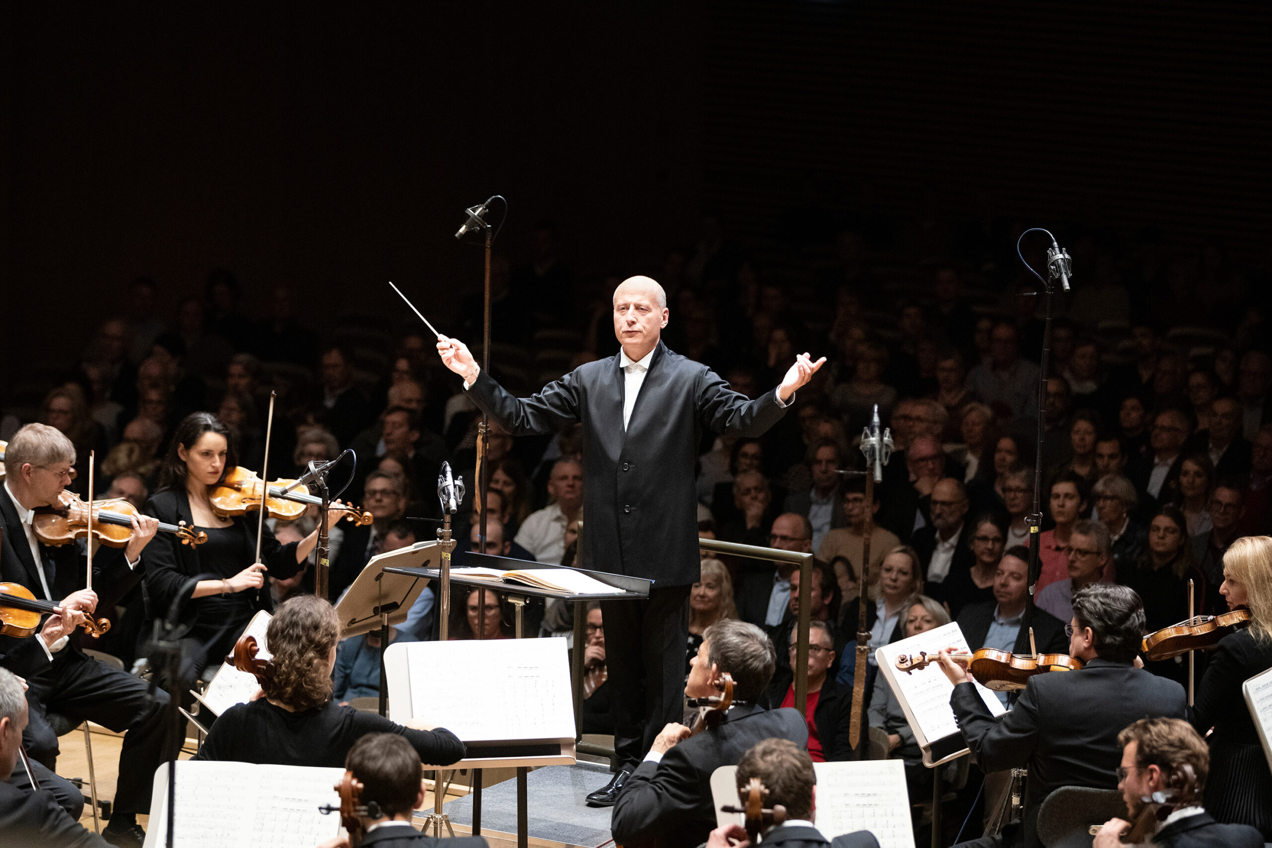 Paavo Järvi conducts Mahler 3 – Tonhalle Zürich Reopening