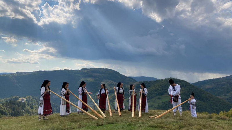 Amid Times and Worlds – Music in Romania