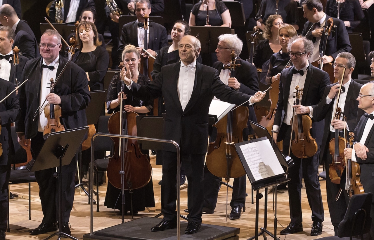 Iván Fischer conducts Mahler 9