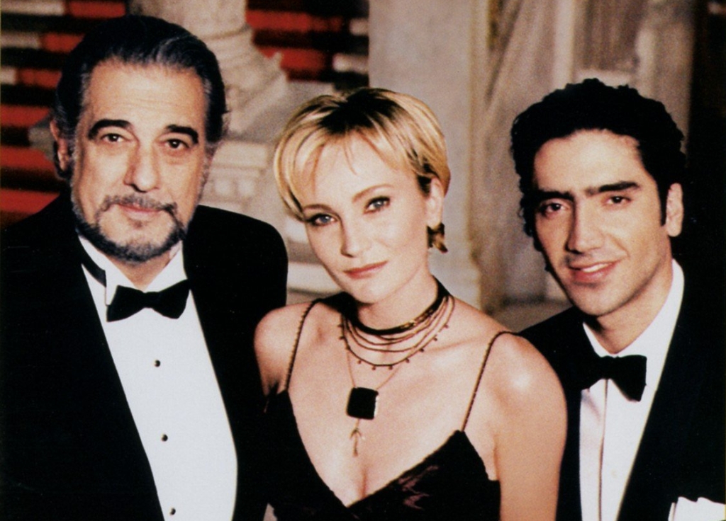 Plácido Domingo presents: Christmas in Vienna 1998