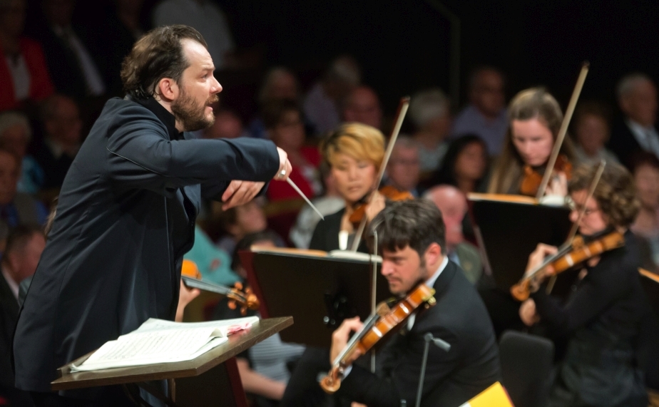 Andris Nelsons conducts Dvorak