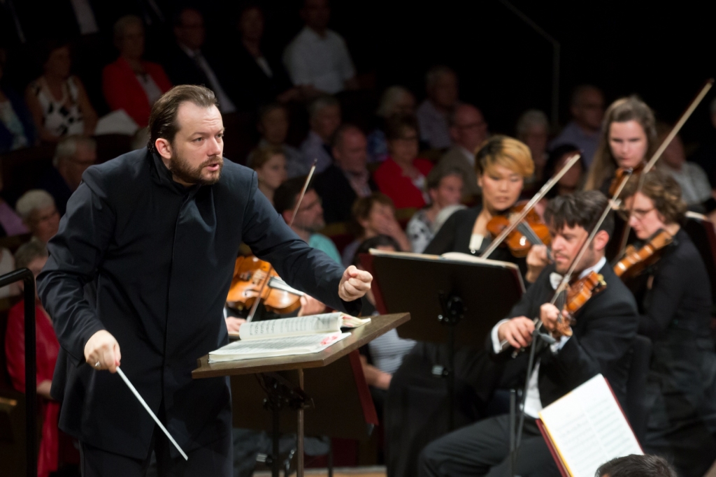 Nelsons conducts Bruckner and Widman