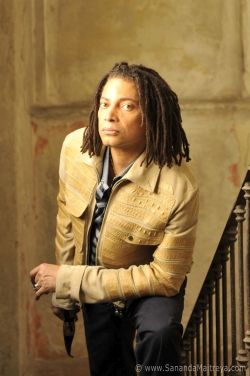 Sanada Maitreya & The Nudge Nudge play Avo Session