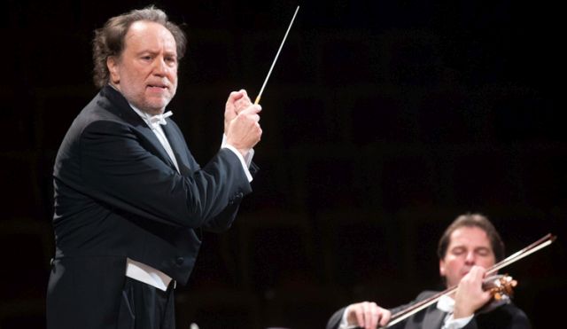 Chailly conducts Mahler No. 1