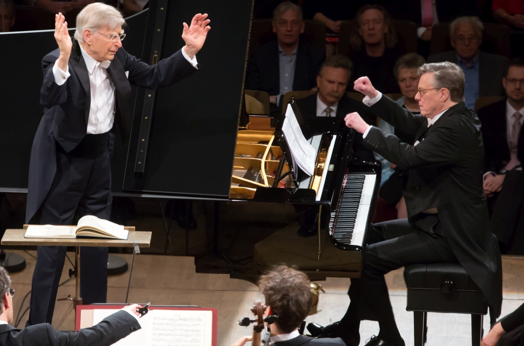 Blomstedt conducts Reger and Beethoven