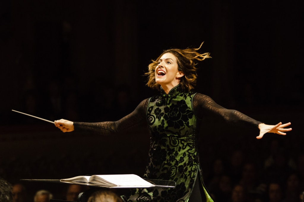 La Maestra – Alondra de la Parra