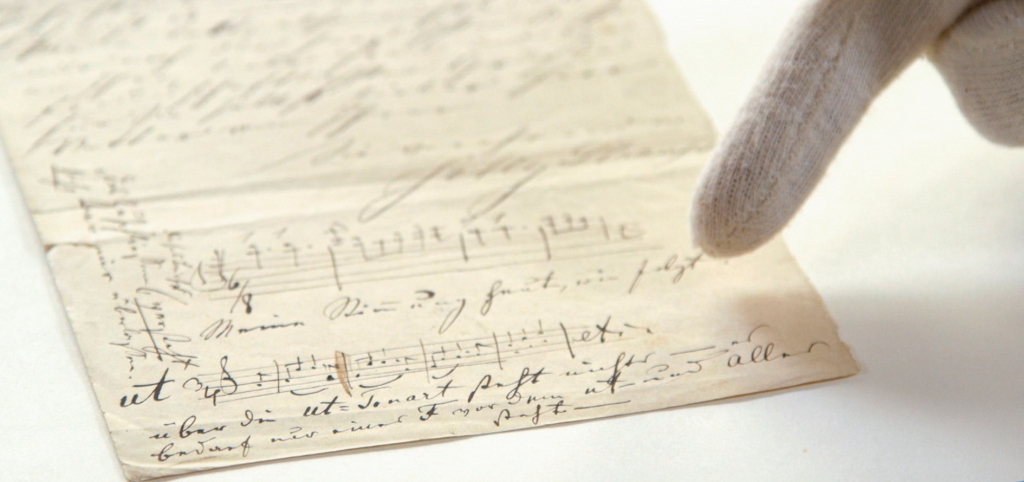 ONE, TWO, THREE! – The “Waltz Factory” Strauss & Sons