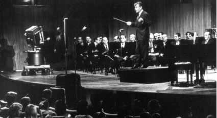 Young People’s Concerts: Young Performers Vol. 9