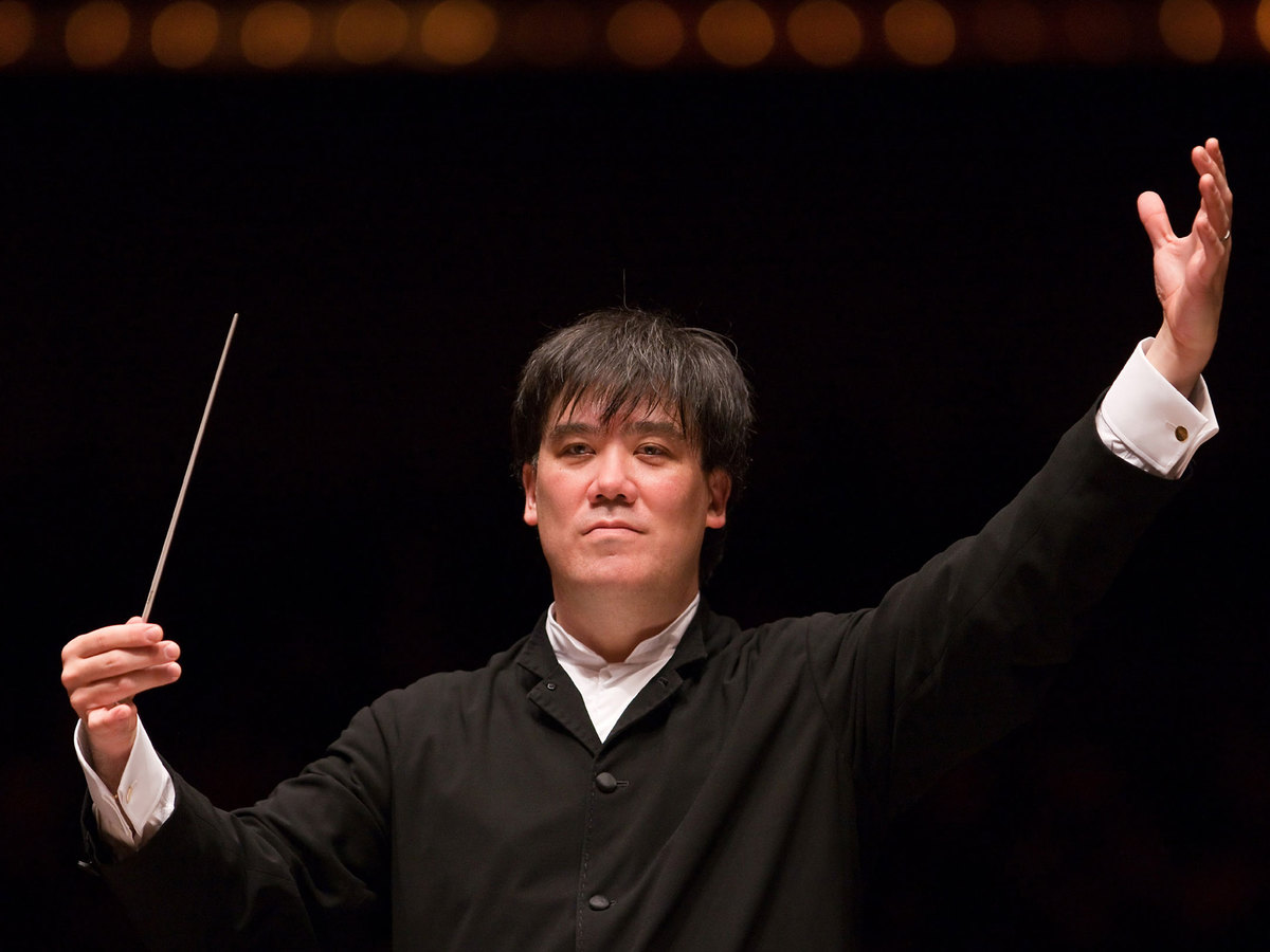 Elbphilharmonie: Gilbert conducts Mahler No. 3