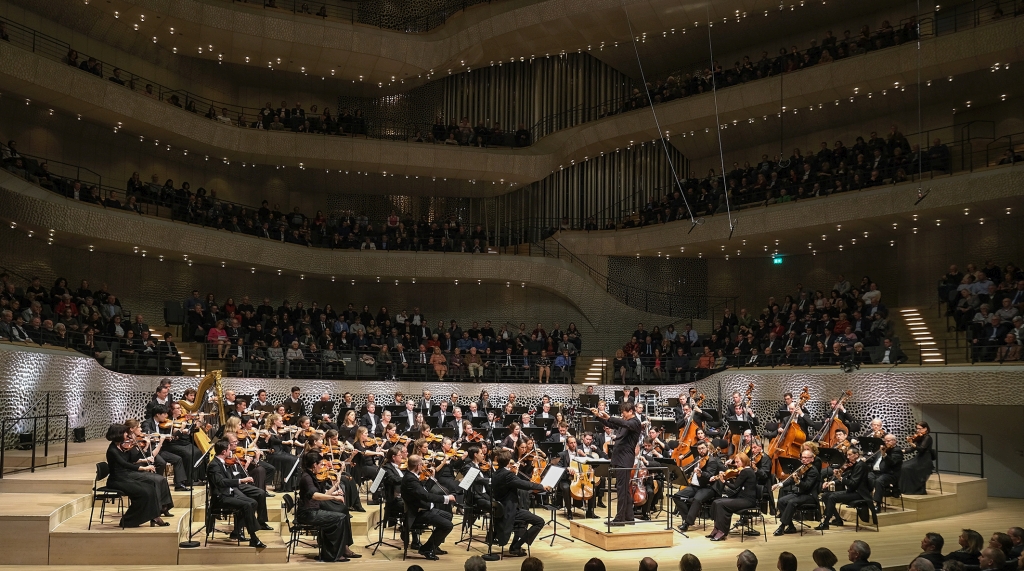 Yutaka Sado conducts Mahler No. 5
