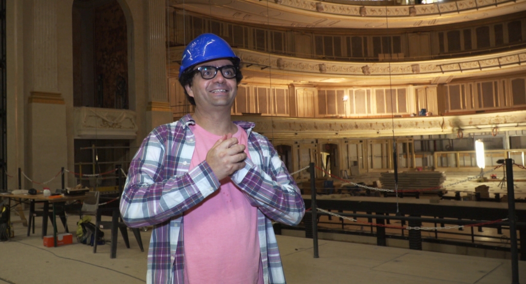 Moving in three acts – A building site opera