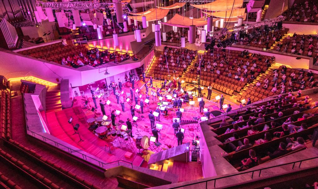 Jurowski conducts Stravinsky