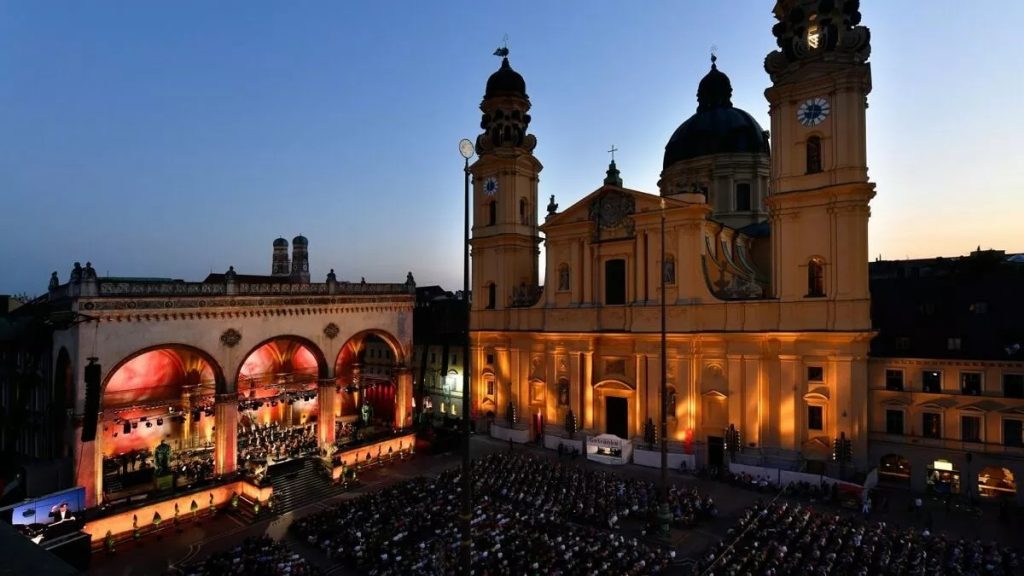 Odeonsplatz Concert 2025: Lahav Shani & Lisa Batiashvili
