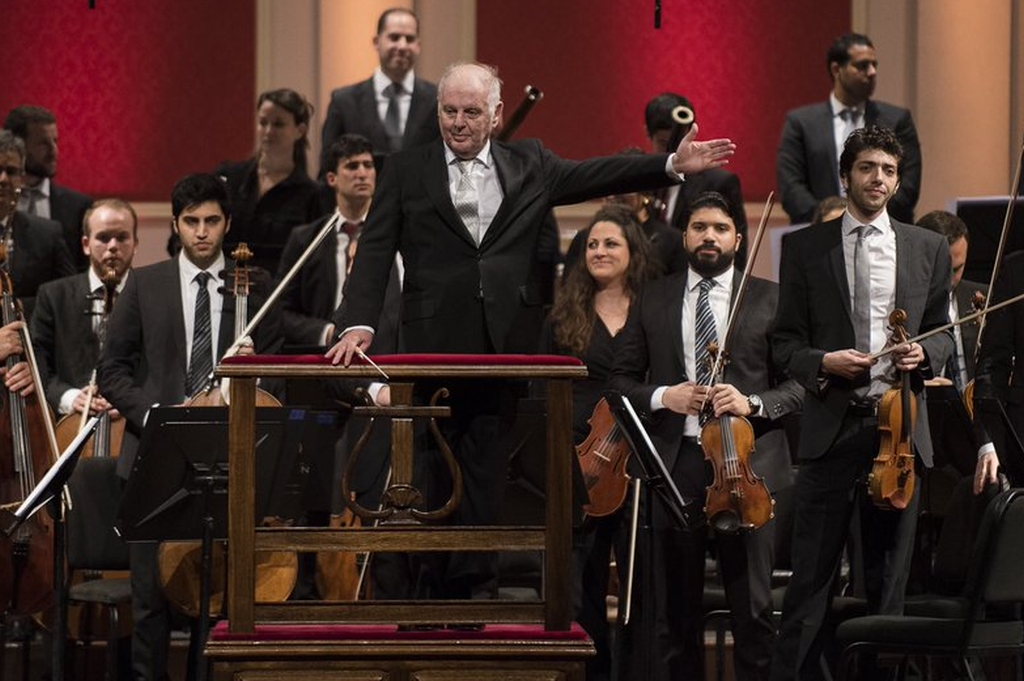 West-Eastern Divan Orchestra at Teatro Colón – A Tango Evening