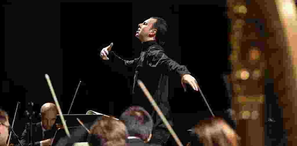 Currentzis conducts Beethoven No. 9