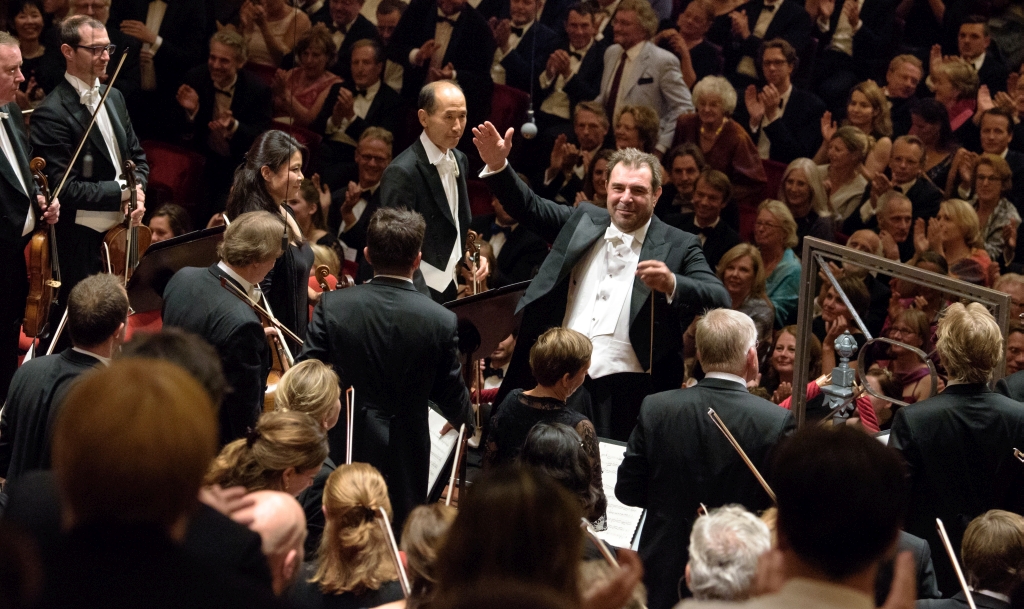 RCO: Gatti conducts a French Night