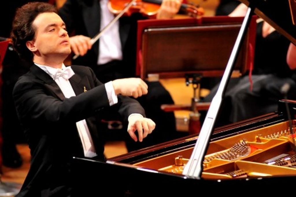 RCO Opening Night 2018: Thomas Hengelbrock & Evgeny Kissin