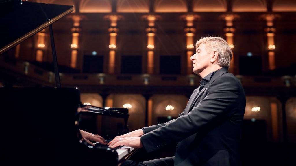 Jean-Yves Thibaudet plays Debussy’s Preludes