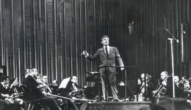 Young People’s Concerts: What is a Melody?