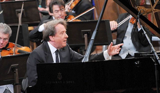 The Beethoven Piano Concertos