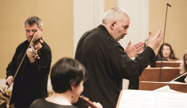 Minkowski conducts Mozart and Schubert