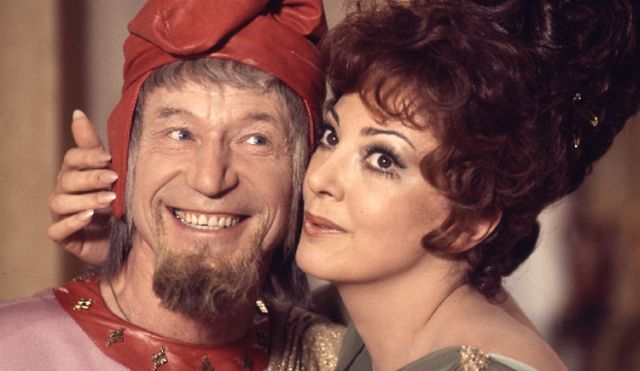 Die schöne Helena (La Belle Hélène)