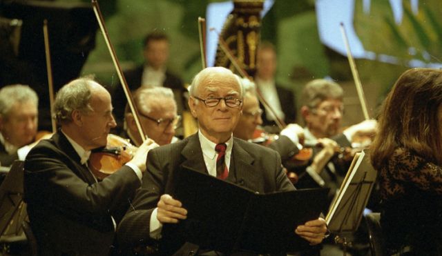 Poulenc, “L’Histoire de Babar” for Speaker and Orchestra (The Story of Babar, the little Elephant)