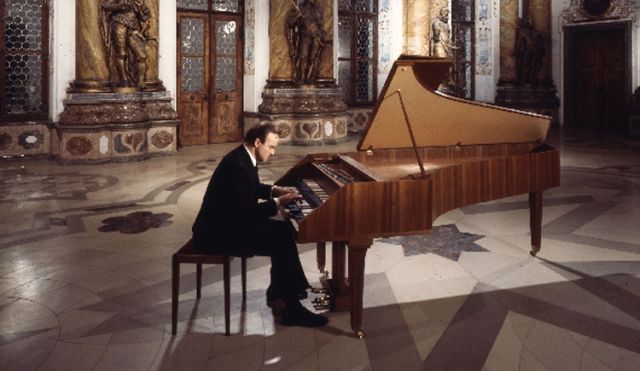 Bach, Partita No. 1 in B flat major, BWV 825