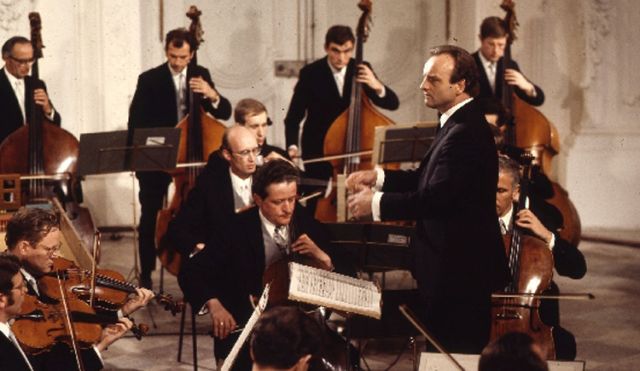 Bach, Brandenburg Concerto No.1 in F major