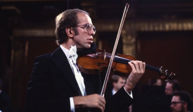 Mozart, Violin Concerto No. 1 in B flat major, K. 207