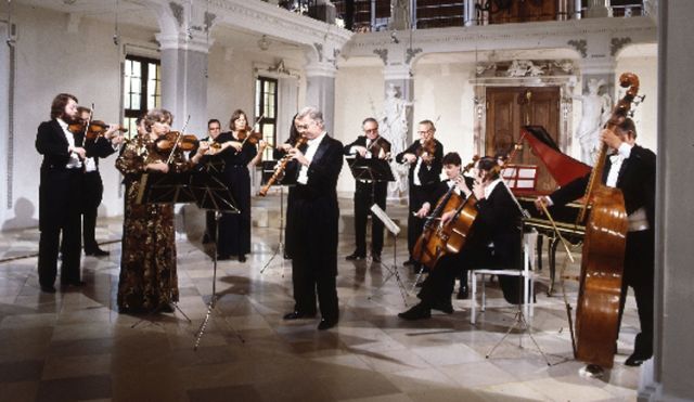 Bach, Concerto for Oboe, Violin and Orchestra in D minor, BWV 1060