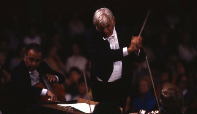 Ives, Symphony No.2 (with an introduction by Leonard Bernstein)