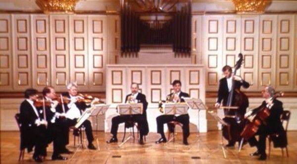 Mozart, Divertimento No.I and III for two Clarinets and Bassoon in B flat major, K. 439b (Mozartwoche 1997)