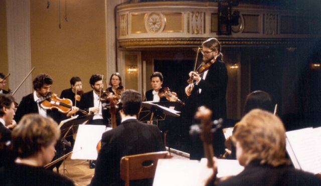 Mozart, Serenade in D major, K. 185 “Antretter Serenade” and March K. 189 (Mozartwoche 1998)