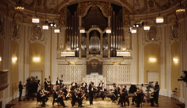 Mozart, Violin Concerto in D major, K.211 (Mozartwoche 1999)