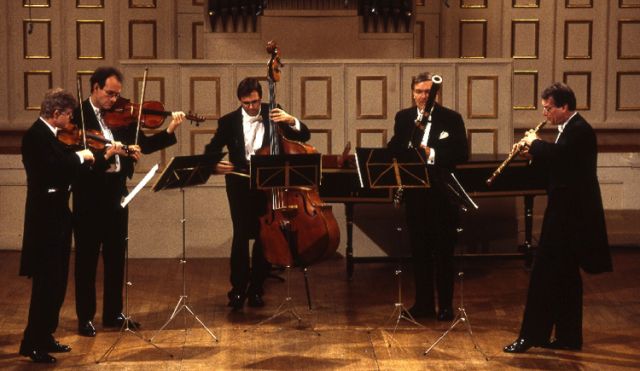 Haydn, Divertimento in D major, Hob.IV:11 (Mozartwoche 2000)