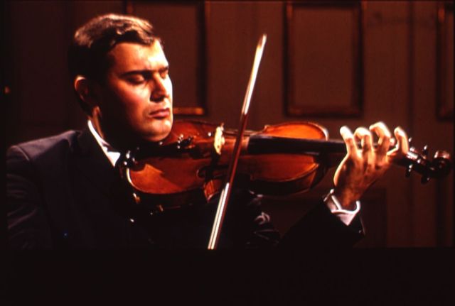 Bach, “Largo” from Sonata III for Violin in C major, BWV 1005 (Mozartwoche 2000)