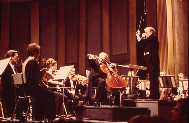 Bach, Allemande from Suite No.5 for Cello in C minor, BWV 1011 (Mozartwoche 2000)
